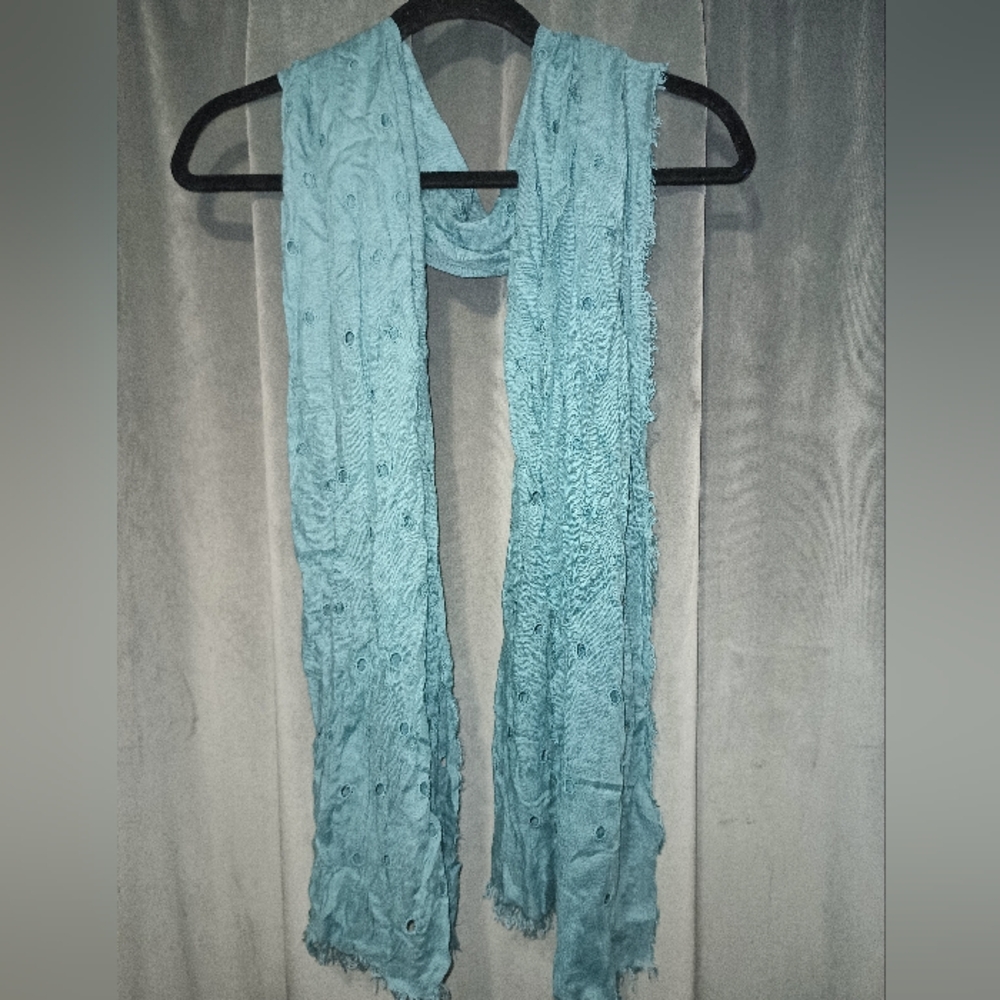 Scarf - Picture 4 of 4